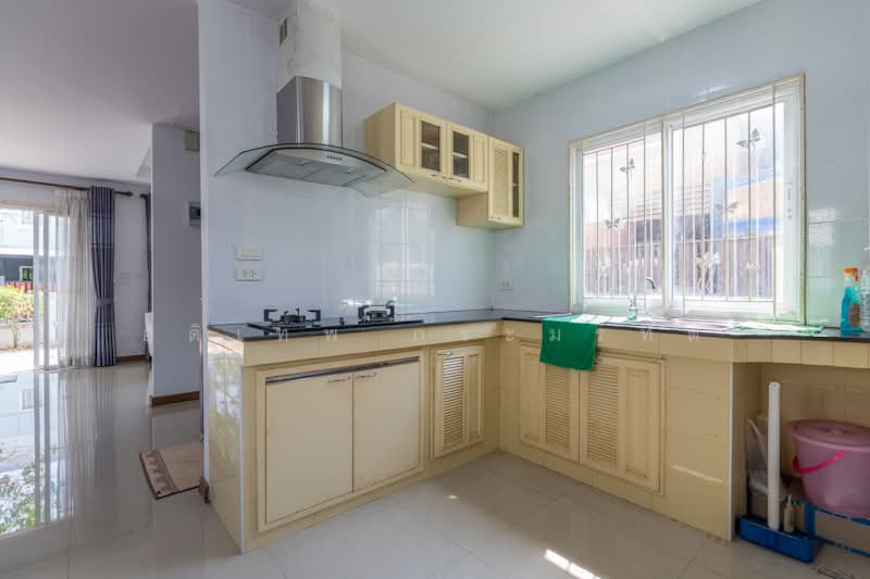 Flora Ville Park City Suwinthawong, Bangkok, Suwinthawong Road, Lam Phak Chi, Nong Chok, Bangkok, 3 Bedrooms, 175 sqm, Single Detached House For Sale, by อดิเทพ ภระมรทัต, 500204174 - DDproperty.com