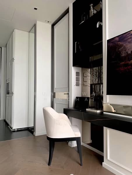 28 Chidlom, Bangkok, 28 Chit Lom Alley, Lumphini, Pathum Wan, Bangkok, 1 Bedroom, 44 sqm, Condo For Rent, by Rungtiwa Chinchai, 500204183 - DDproperty.com