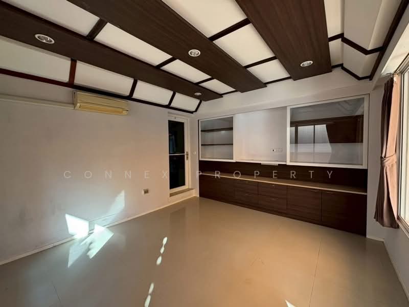 Krong Thong Villa Park Rama 9, Bangkok, Soi Krungthep Kreetha 7, Hua Mak, Bang Kapi, Bangkok, 3 Bedrooms, 260 sqm, Single Detached House For Sale, by Connex Property, 500204198 - DDproperty.com