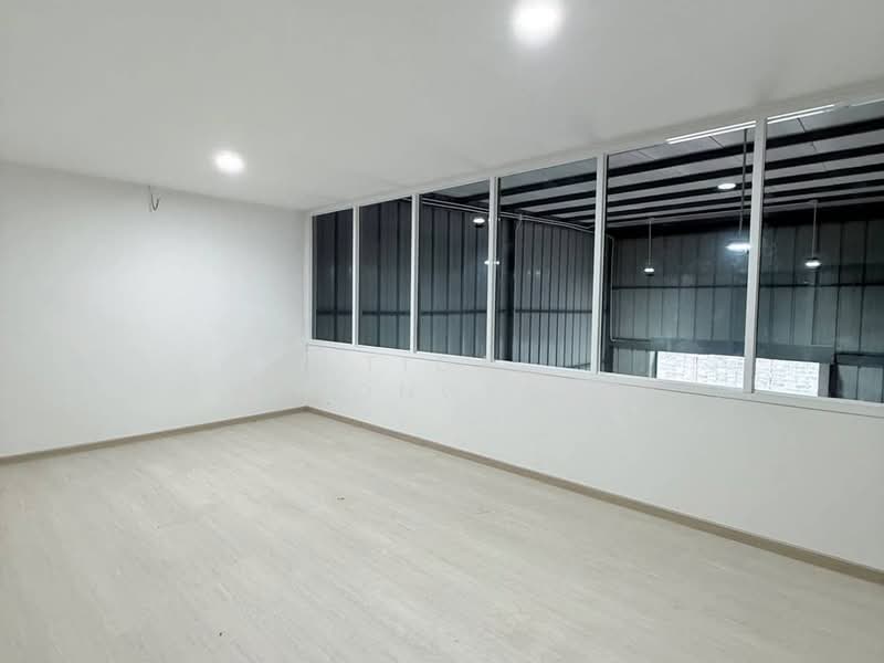 ให้เช่า โกดัง พร้อม ออฟฟิศ โชว์รูม ร้านค้า เก็บสินค้า สุขุมวิท 93 ใกล้ BTS บางจาก, กรุงเทพ, บางจาก, พระโขนง, กรุงเทพ, 113 ตร.ม., โกดัง-โรงงาน ให้เช่า, โดย Tida phanthonglarptawee, 500204238 - DDproperty.com