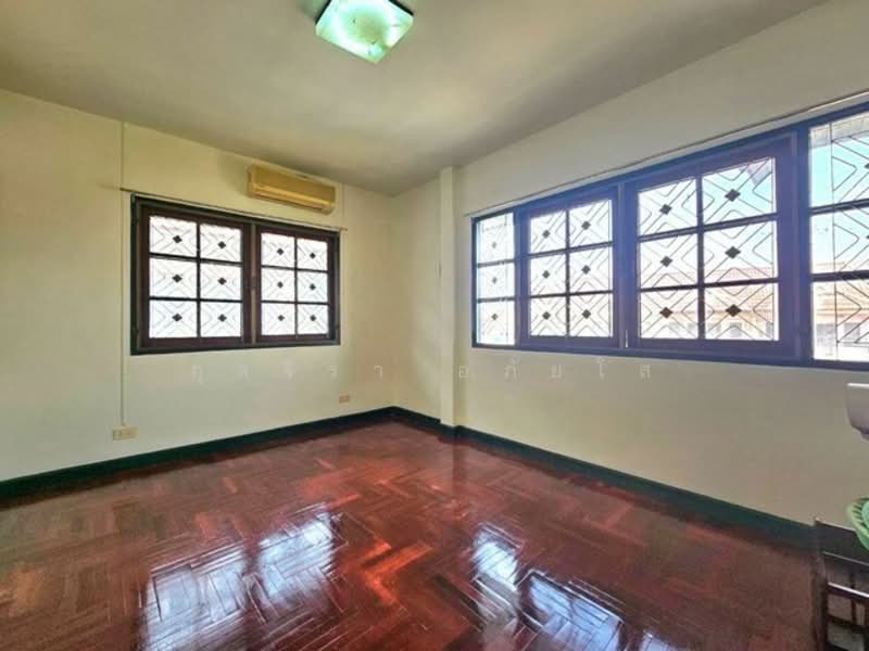 ไม่พบโครงการ, Bangkok, เคหะร่มเกล้า64, Khlong Song Ton Nun, Lat Krabang, Bangkok, 3 Bedrooms, 200 sqm, Single Detached House For Rent, by กุลจิรา อภัยโส, 500204248 - DDproperty.com