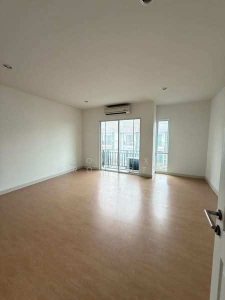 Flora Tiwanon, Nonthaburi, Liang Muaeng Nonthaburi Road, Talat Kwan, Muang Nonthaburi, Nonthaburi, 3 Bedrooms, 21 sqm, Townhouse For Sale, by Connex Property, 500204271 - DDproperty.com