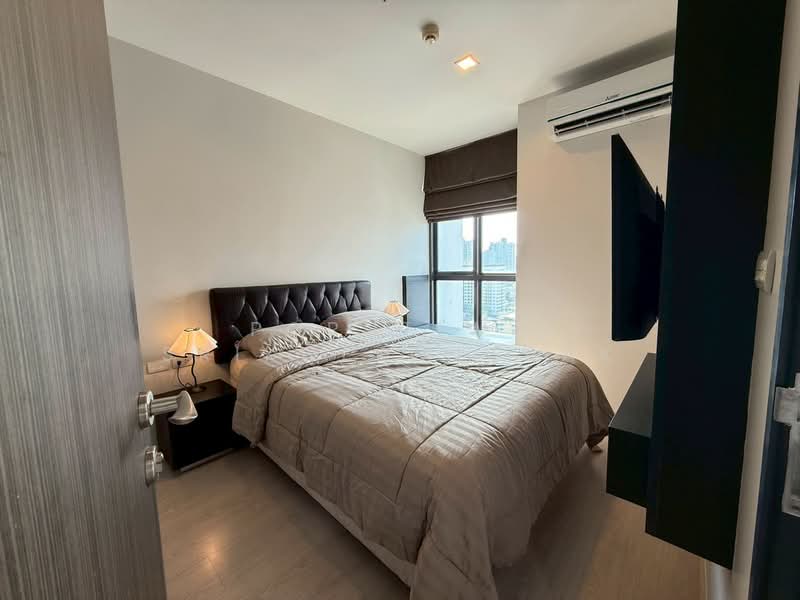 Rhythm Sukhumvit 44/1, Bangkok, Sukhumvit Road, Phra Kanong, Khlong Toei, Bangkok, 1 Bedroom, 35 sqm, Condo For Rent, by Porntiwa Srikoedmeesak, 500204272 - DDproperty.com