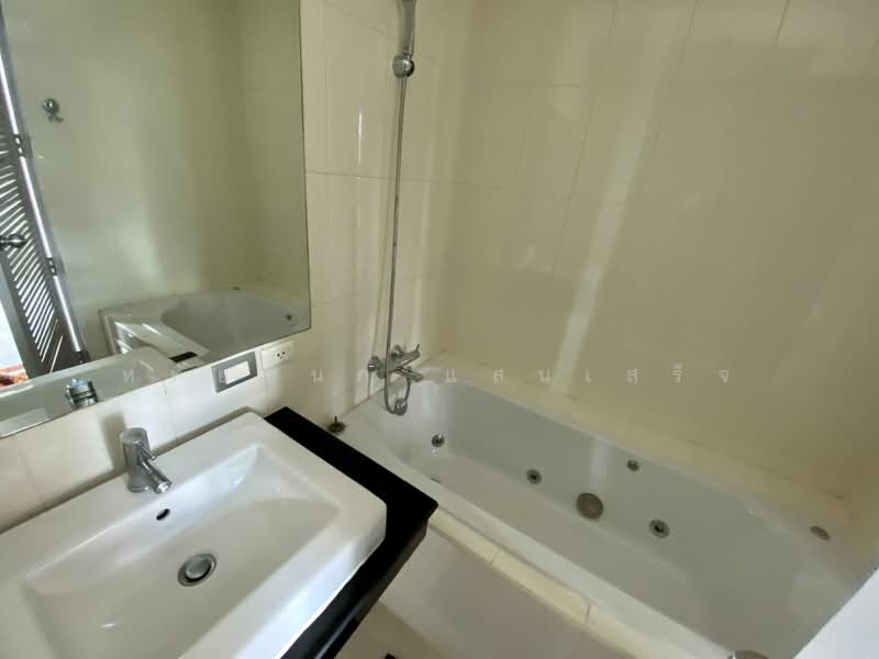 The Master Centrium Asoke-Sukhumvit, Bangkok, Sukhumvit 21, Khlongtoei Nua, Watthana, Bangkok, 2 Bedrooms, 72 sqm, Condo For Rent, by หทัยชนก แสนเสร็จ, 500204277 - DDproperty.com