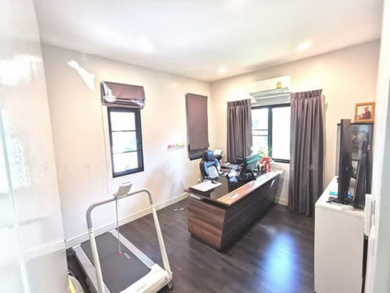 Setthasiri Charun-Pinklao, Bangkok, Lieb Tangrotfai Road, Bang Khun Non, Bangkok Noi, Bangkok, 4 Bedrooms, 200 sqm, Single Detached House For Rent, by นัฐพงค์ มณีอัครเนตร, 500204285 - DDproperty.com