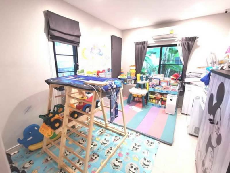 Setthasiri Charun-Pinklao, Bangkok, Lieb Tangrotfai Road, Bang Khun Non, Bangkok Noi, Bangkok, 4 Bedrooms, 200 sqm, Single Detached House For Rent, by นัฐพงค์ มณีอัครเนตร, 500204285 - DDproperty.com