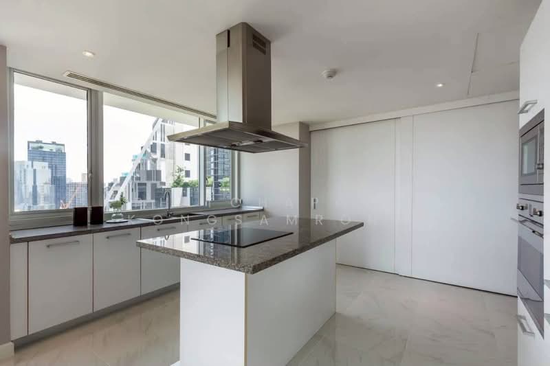 Fullerton Sukhumvit, Bangkok, Sukhumvit Road, Khlong Tan Nua, Watthana, Bangkok, 3 Bedrooms, 170 sqm, Condo For Rent, by Phitchaporn Kongsamrong, 500204322 - DDproperty.com