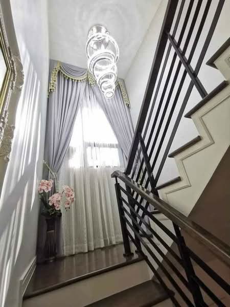 Setthasiri Charun-Pinklao, Bangkok, Lieb Tangrotfai Road, Bang Khun Non, Bangkok Noi, Bangkok, 4 Bedrooms, 200 sqm, Single Detached House For Rent, by Adisorn Ploymeerassamee, 500204325 - DDproperty.com