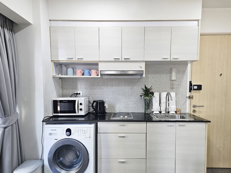 My Resort Bangkok, Bangkok, 1724 Petchaburi Road, Bang Kapi, Huai Khwang, Bangkok, 1 Bedroom, 52 sqm, Condo For Sale, by Laksana Chaichana, 500204330 - DDproperty.com