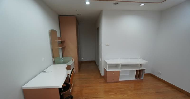 Regent Royal Place 2, Bangkok, Rajdamri, Lumphini, Pathum Wan, Bangkok, 3 Bedrooms, 178 sqm, Condo For Rent, by Sarika Saengkam, 500204337 - DDproperty.com