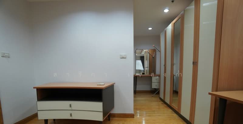 Regent Royal Place 2, Bangkok, Rajdamri, Lumphini, Pathum Wan, Bangkok, 3 Bedrooms, 178 sqm, Condo For Rent, by Sarika Saengkam, 500204337 - DDproperty.com