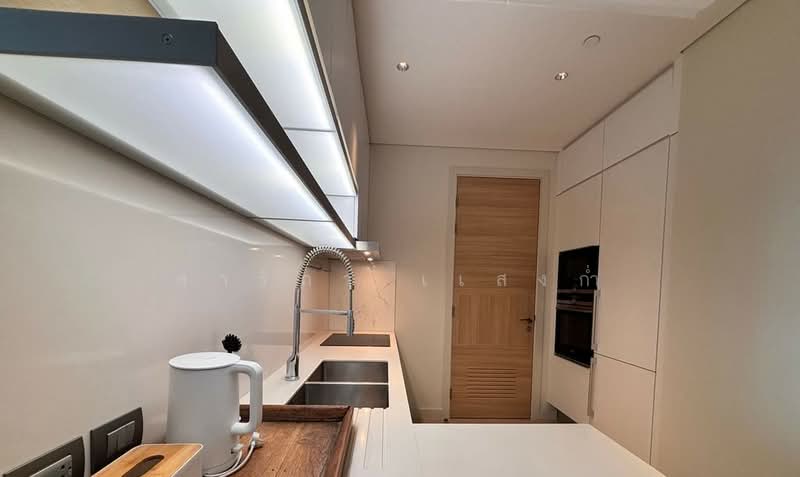 Sindhorn Residence, Bangkok, 54 Soi Ton Son, Lumphini, Pathum Wan, Bangkok, 2 Bedrooms, 110 sqm, Condo For Rent, by Sarika Saengkam, 500204343 - DDproperty.com