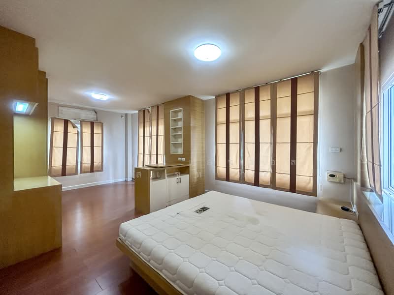 Perfect Place Manirin Lake & Park Ratchapruek – Tiwanon, Pathum Thani, Saphan Nonthaburi-Bang Bua Thong Road (Road 345), Bang Khu Wat, Muang Pathum Thani, Pathum Thani, 3 Bedrooms, 200 sqm, Single Detached House For Sale, by บริษัท เอชแอล แอสเซท จำกัด, 500204351 - DDproperty.com