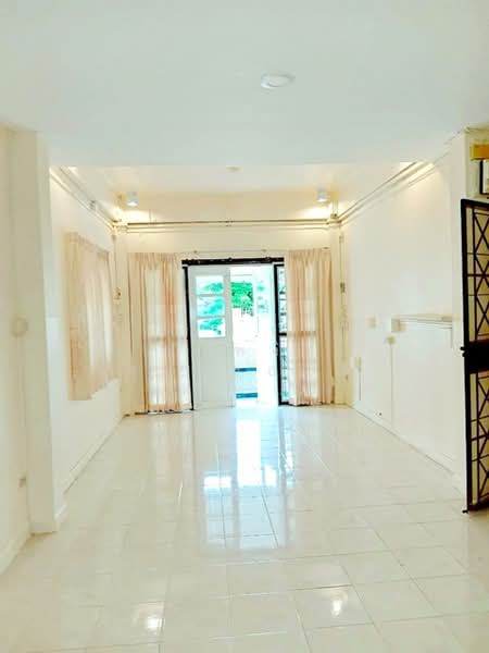 ไม่พบโครงการ, ปทุมธานี, ธัญญะคลอง 4, บึงยี่โถ, ธัญบุรี, ปทุมธานี, 170 ตร.ม., ทาวน์เฮ้าส์ ให้เช่า, โดย ณัฐพงศ์ สุนทรอรุณ, 500204403 - DDproperty.com