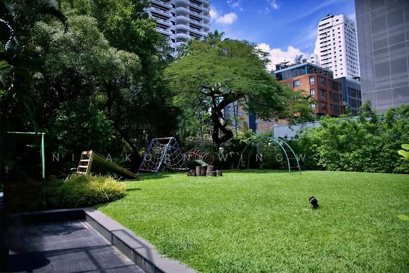 Lakeview Residences, Bangkok, Soi Sukhumvit 12, Khlong Toei, Khlong Toei, Bangkok, 4 Bedrooms, 380 sqm, Apartment For Rent, by Nisakorn Wingwat, 500204436 - DDproperty.com