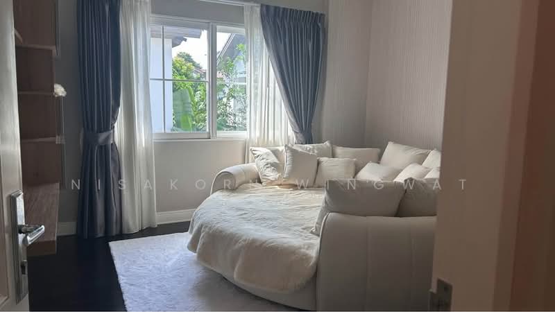 Nantawan Bangna Km.7, Samut Prakan, 98 Bangna-Trad Road, Bang Kaeo, Bang Plee, Samut Prakan, 4 Bedrooms, 333 sqm, Single Detached House For Rent, by Nisakorn Wingwat, 500204438 - DDproperty.com