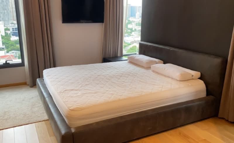 M Thonglor 10, Bangkok, 9 Soi Ekkamai 12, Ekkamai Road, Khlong Tan Nua, Watthana, Bangkok, 1 Bedroom, 59 sqm, Condo For Rent, by HomeConnect Thailand, 500204476 - DDproperty.com