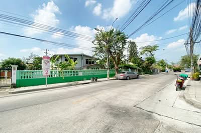 ขาย - ขายที่ดิน 372 ตรว.พร้อม บ้าน 2ชั้น ถนนกรุงเทพกรีฑา - นักกีฬาแหลมทอง ใกล้มอร์เตอร์เวย์, กรุงเทพ