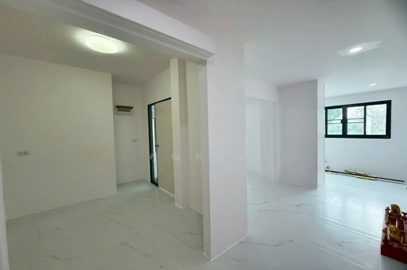 The Idol 2 Phetkasem 68 : ดิ ไอดอล 2 เพชรเกษม 68, Bangkok, เพชรเกษม, Bang Kae Nua, Bang Khae, Bangkok, 3 Bedrooms, 250 sqm, Townhouse For Sale, by คุณหนุ่ม, 500204490 - DDproperty.com