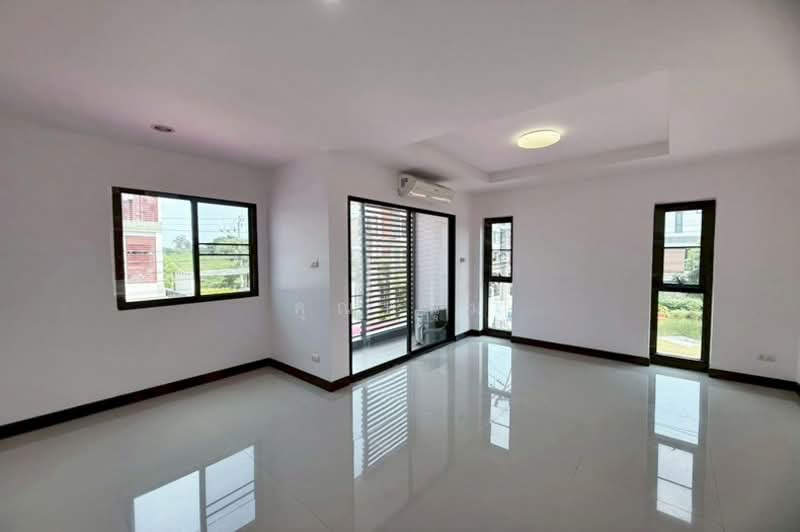 The Idol 2 Phetkasem 68 : ดิ ไอดอล 2 เพชรเกษม 68, Bangkok, เพชรเกษม, Bang Kae Nua, Bang Khae, Bangkok, 3 Bedrooms, 250 sqm, Townhouse For Sale, by คุณหนุ่ม, 500204490 - DDproperty.com