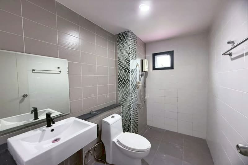 The Idol 2 Phetkasem 68 : ดิ ไอดอล 2 เพชรเกษม 68, Bangkok, เพชรเกษม, Bang Kae Nua, Bang Khae, Bangkok, 3 Bedrooms, 250 sqm, Townhouse For Sale, by คุณหนุ่ม, 500204490 - DDproperty.com