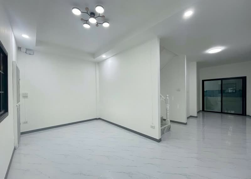 คลองสอง, Pathum Thani, Khlong Song, Khlong Luang, Pathum Thani, 4 Bedrooms, 77 sqm, Townhouse For Sale, by Pichitchai Kaensaksiri, 500204492 - DDproperty.com