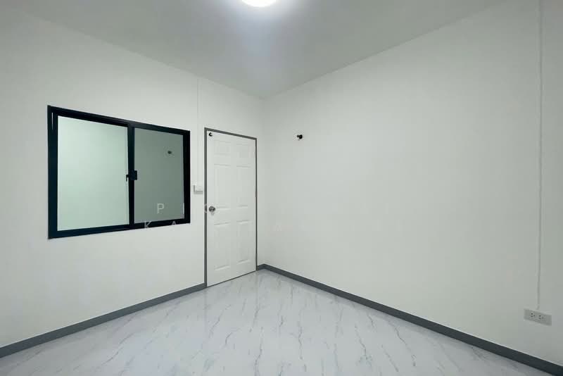 คลองสอง, ปทุมธานี, คลองสอง, คลองหลวง, ปทุมธานี, 77 ตร.ม., ทาวน์เฮ้าส์ ขาย, โดย Pichitchai Kaensaksiri, 500204492 - DDproperty.com