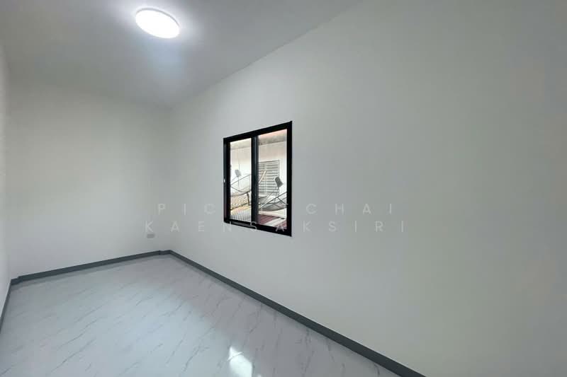 คลองสอง, ปทุมธานี, คลองสอง, คลองหลวง, ปทุมธานี, 77 ตร.ม., ทาวน์เฮ้าส์ ขาย, โดย Pichitchai Kaensaksiri, 500204492 - DDproperty.com