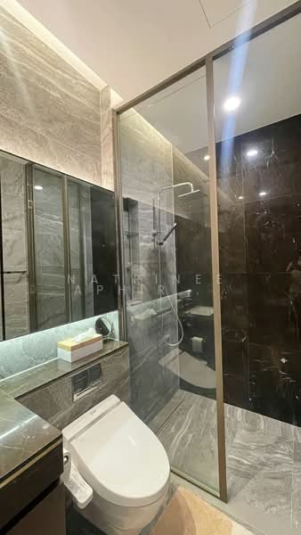 The Esse Sukhumvit 36, Bangkok, Soi Sukhumvit 36, Sukhumvit Road, Phra Kanong, Khlong Toei, Bangkok, 1 Bedroom, 38 sqm, Condo For Sale, by Natrinee Aphirachatanon, 500204510 - DDproperty.com