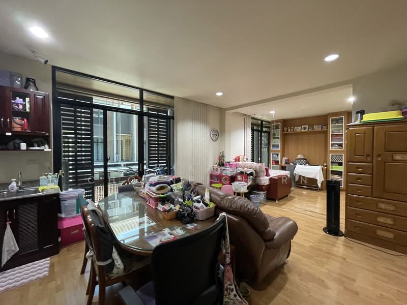 For Sale - Flora Marigold, Bangkok