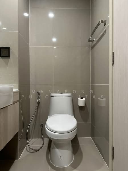 Noble Recole, Bangkok, 77 Soi Sukhumvit 19 Sukhumvit Road, Khlongtoei Nua, Watthana, Bangkok, 1 Bedroom, 35 sqm, Condo For Rent, by Manapong Phromphitak, 500204544 - DDproperty.com