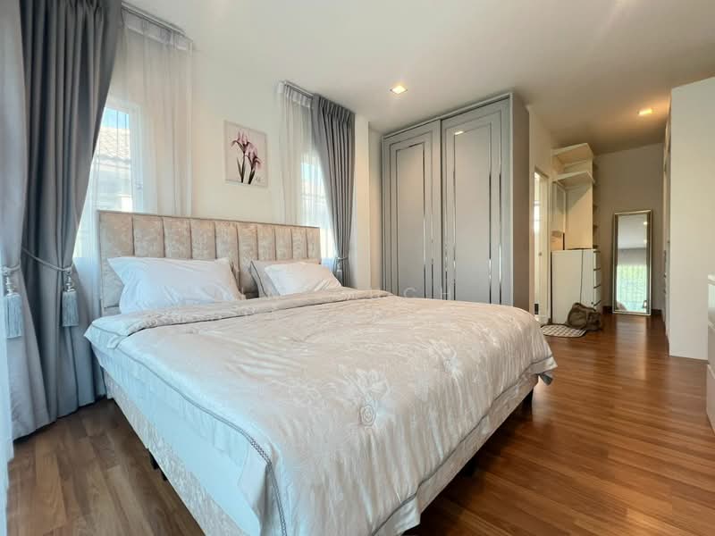 Casa Premium On Nut-Wongwaen, Bangkok, Kanchanaphisek Road, Dok Mai, Prawet, Bangkok, 4 Bedrooms, 168 sqm, Single Detached House For Rent, by Intouch Abhinorasaeth, 500204564 - DDproperty.com