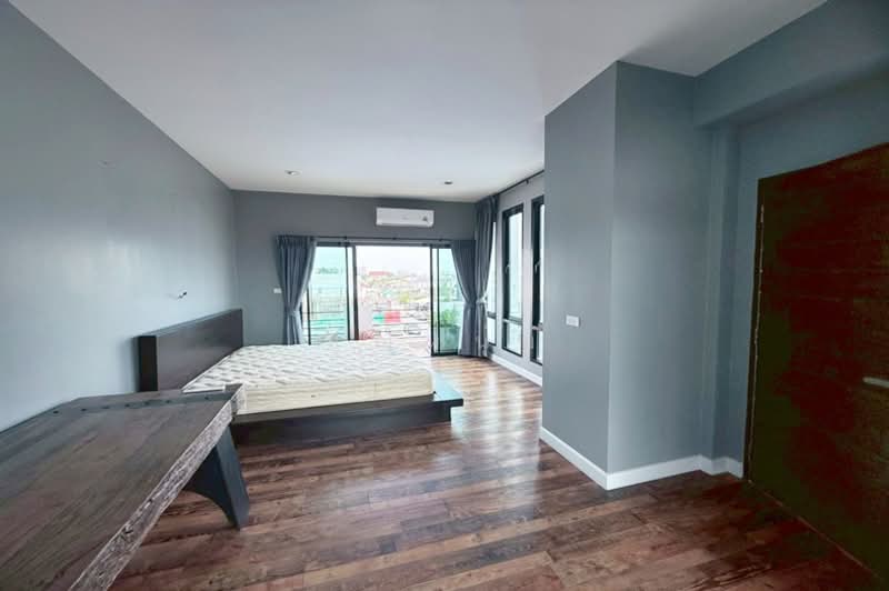 ซอยลาดพร้าว 80 แยก 14, กรุงเทพ, วังทองหลาง, วังทองหลาง, กรุงเทพ, 200 ตร.ม., บ้านเดี่ยว ให้เช่า, โดย คุณหนุ่ม, 500204596 - DDproperty.com