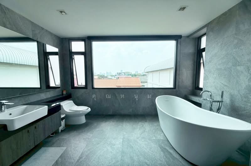 ซอยลาดพร้าว 80 แยก 14, กรุงเทพ, วังทองหลาง, วังทองหลาง, กรุงเทพ, 200 ตร.ม., บ้านเดี่ยว ให้เช่า, โดย คุณหนุ่ม, 500204596 - DDproperty.com