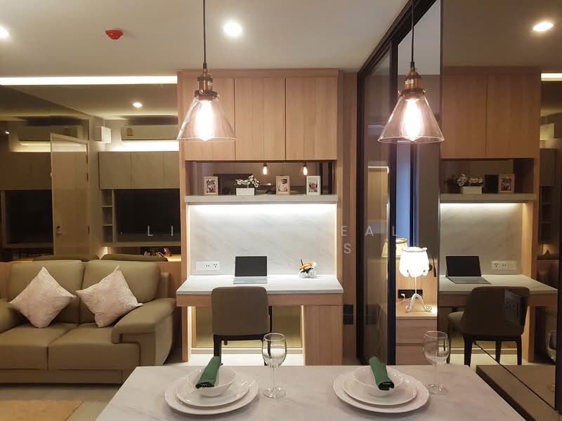 Life Asoke, Bangkok, Asoke-Dindang Road, Bang Kapi, Huai Khwang, Bangkok, 1 Bedroom, 36 sqm, Condo For Rent, by Living Real Estates, 500204611 - DDproperty.com