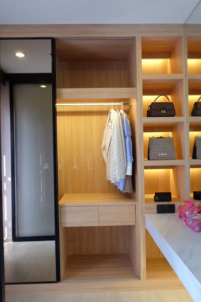 Life Asoke, Bangkok, Asoke-Dindang Road, Bang Kapi, Huai Khwang, Bangkok, 1 Bedroom, 36 sqm, Condo For Rent, by Living Real Estates, 500204611 - DDproperty.com