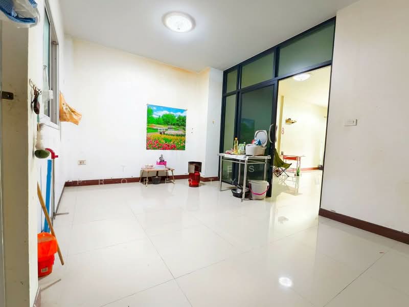 ทาวน์เฮ้าส์กระทุ่มแบน สมุทรสาคร, Samut Sakhon, Om Noi, Krathum Baen, Samut Sakhon, 3 Bedrooms, 126 sqm, Townhouse For Sale, by The Best Property แอน, 500204636 - DDproperty.com