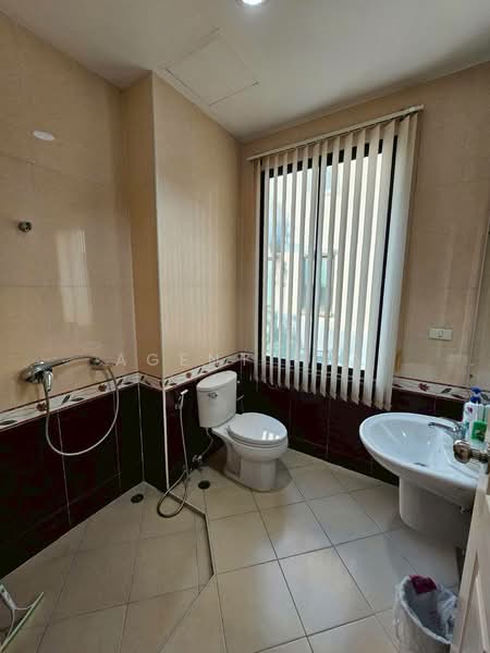 Baan Klang Krung Office Park Bangna, Bangkok, Soi Ban Klang Krung Village Office Park, Bang Na, Bang Na, Bangkok, 3 Bedrooms, 174 sqm, Townhouse For Sale, by Agent Pla, 500204650 - DDproperty.com