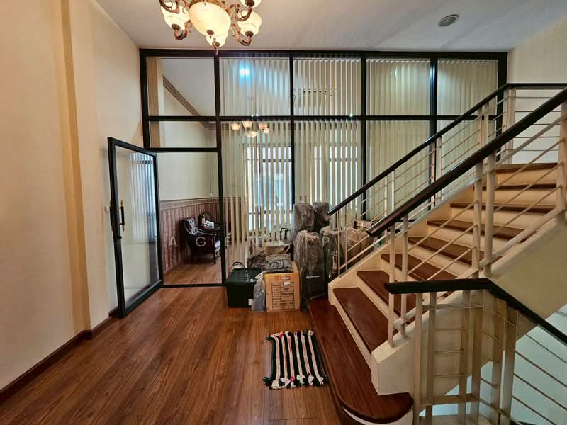 Baan Klang Krung Office Park Bangna, Bangkok, Soi Ban Klang Krung Village Office Park, Bang Na, Bang Na, Bangkok, 3 Bedrooms, 174 sqm, Townhouse For Sale, by Agent Pla, 500204650 - DDproperty.com