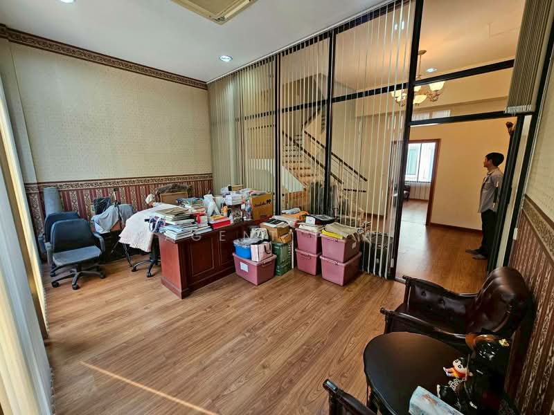 Baan Klang Krung Office Park Bangna : บ้านกลางกรุง ออฟฟิศ พาร์ค บางนา, กรุงเทพ, ซอย หมู่บ้านบ้านกลางกรุงออฟฟิตปาร์ค, บางนา, บางนา, กรุงเทพ, 174 ตร.ม., ทาวน์เฮ้าส์ ขาย, โดย Agent Pla, 500204650 - DDproperty.com