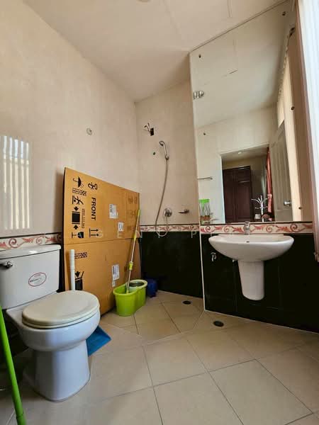 Baan Klang Krung Office Park Bangna, Bangkok, Soi Ban Klang Krung Village Office Park, Bang Na, Bang Na, Bangkok, 3 Bedrooms, 174 sqm, Townhouse For Sale, by Agent Pla, 500204650 - DDproperty.com