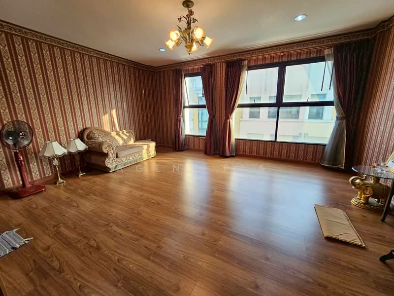 Baan Klang Krung Office Park Bangna, Bangkok, Soi Ban Klang Krung Village Office Park, Bang Na, Bang Na, Bangkok, 3 Bedrooms, 174 sqm, Townhouse For Sale, by Agent Pla, 500204650 - DDproperty.com