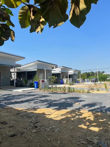 บ้านให้เช่าหลังสุดท้าย ใกล้แหล่งชุมชน เดินทางสะดวก ร่มรื่นเฮ้าส์ กาญจนาภิเษก-บางปะอิน, Nonthaburi, Bang Mae Nang, Bang Yai, Nonthaburi, 2 Bedrooms, 200 sqm, Single Detached House For Rent, by ดนุเดช ชมเชย, 500204653 - DDproperty.com