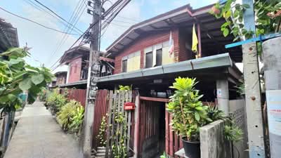 ขาย - บ้านเดี่ยว 2 หลัง พร้อมห้องเช่า 82 ตร.วา สำโรงกลาง, สมุทรปราการ