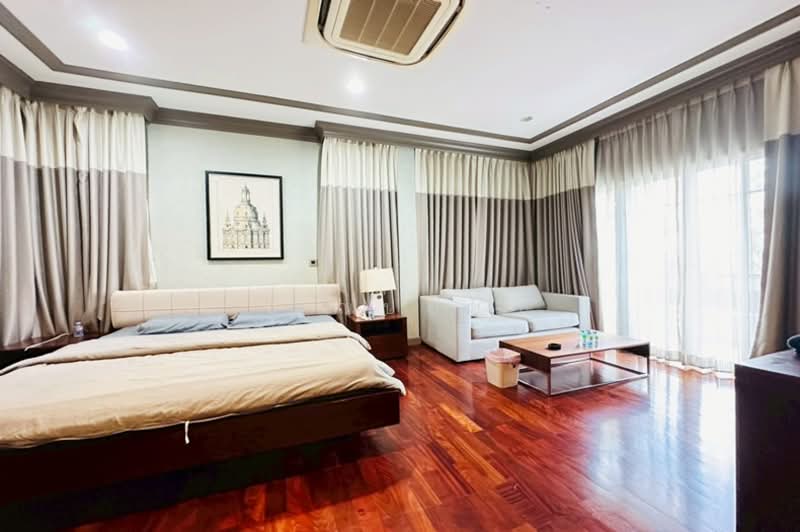 Granada Pinklao-Phetkasem, Bangkok, Kanjanapisek Bang Khae, Bang Kae Nua, Bang Khae, Bangkok, 5 Bedrooms, 215 sqm, Single Detached House For Sale, by คุณปอย, 500204707 - DDproperty.com