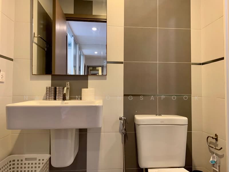 The Base Sukhumvit 77, Bangkok, 289 Sukhumvit 77 Road, Phra Kanong Nua, Watthana, Bangkok, 1 Bedroom, 30 sqm, Condo For Sale, by Natlyn Kongsapook, 500204712 - DDproperty.com