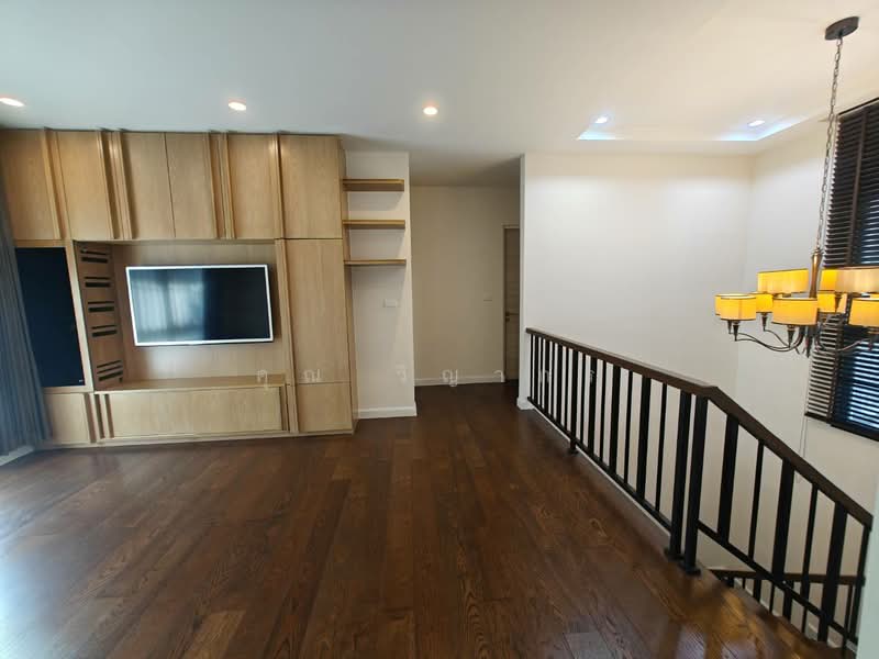 Prinn Sathorn-Ratchaphruek, Bangkok, Ratchaphruek Road, Bang Chak, Phasi Charoen, Bangkok, 3 Bedrooms, 320 sqm, Single Detached House For Sale, by คุณ วิญากร, 500204713 - DDproperty.com