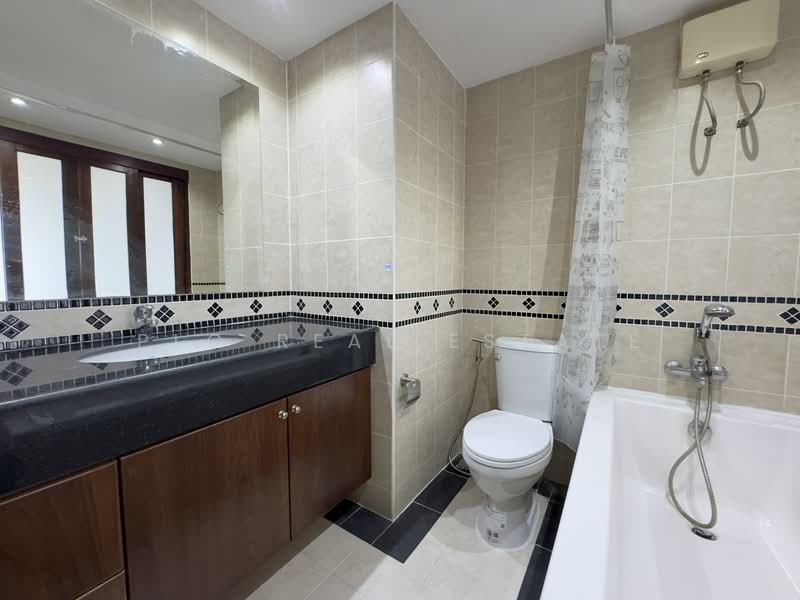 Royal Hill Resort, Chon Buri (Pattaya), 154 Thappraya Rd, Nong Pru, Bang Lamung (Pattaya), Chon Buri (Pattaya), 2 Bedrooms, 137 sqm, Condo For Sale, by PLC real estate, 500204714 - DDproperty.com