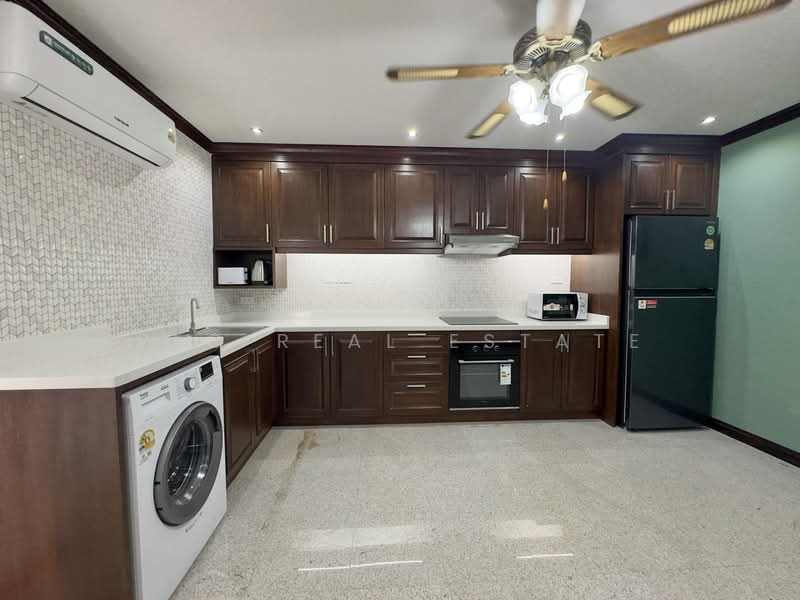 Royal Hill Resort, Chon Buri (Pattaya), 154 Thappraya Rd, Nong Pru, Bang Lamung (Pattaya), Chon Buri (Pattaya), 2 Bedrooms, 137 sqm, Condo For Sale, by PLC real estate, 500204714 - DDproperty.com