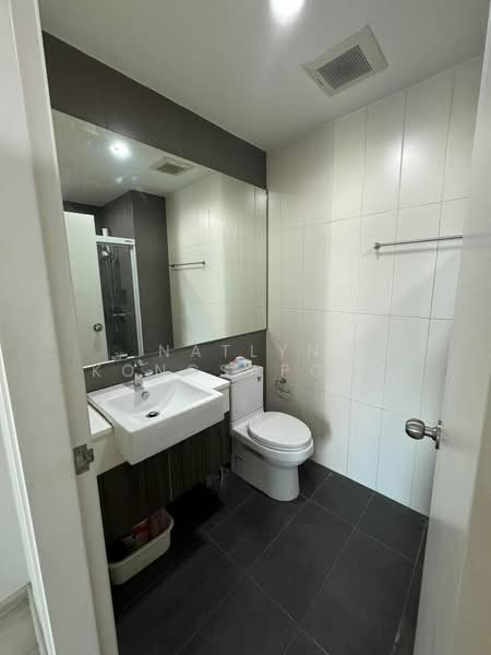 Centric Ratchada-Huai Khwang, Bangkok, Ratchadapisek Road, Huai Khwang, Huai Khwang, Bangkok, 1 Bedroom, 34 sqm, Condo For Rent, by Natlyn Kongsapook, 500204718 - DDproperty.com